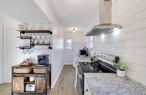 Long Pond Ski Chalet | Modern Nature Escape with HotTub & GameRoom