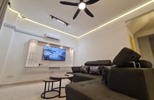 Nilai House | Modern Nilai Homestay at Nilai, USIM, INTI, Mila University, Aurelius Hospital, Aminah Event Hall, Sepang F1, KLIA