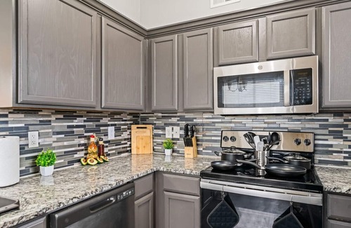 Fossil Creek Apartment | Modern Oasis 2 Bedroom 2 Bath Apartment with Pool