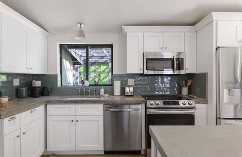 West Sedona House | Modern Oasis in Heart of Sedona, Enclosed Yard