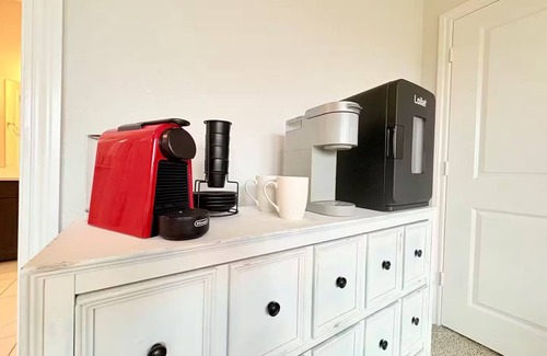 Magnolia House | Modern Oasis Private BD+BATH+13 min from Ren Fair