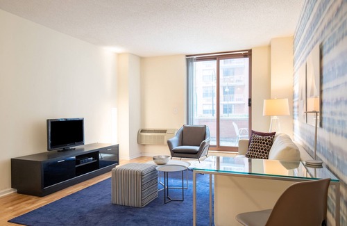 Hoboken Apartment | Modern One Bed in Hoboken, Easy Access to NYC