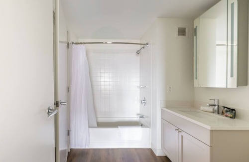 MIT Apartment | Modern One Bedroom in the Heart of Cambridge