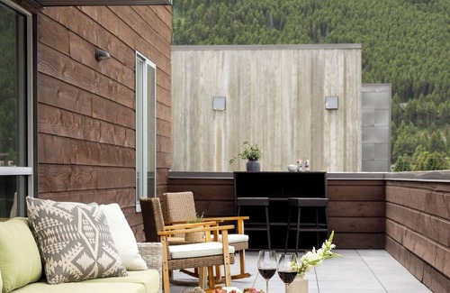 Jackson Villa | Modern penthouse in downtown Jackson, urban living at its best