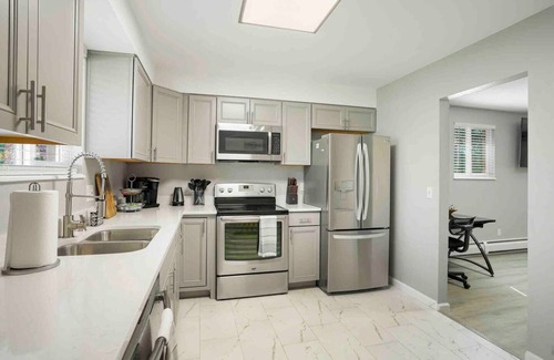 Wheat Ridge House | Modern Pineapple|Close to Denver and Mountains|
