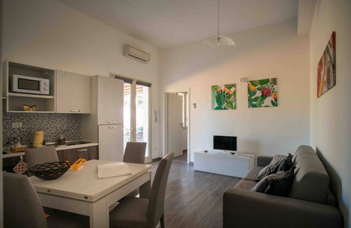 Montevago Villa | Modern Property with Private Pool, Garden, Wi-Fi, Terrace, Barbecue, Air Condit.