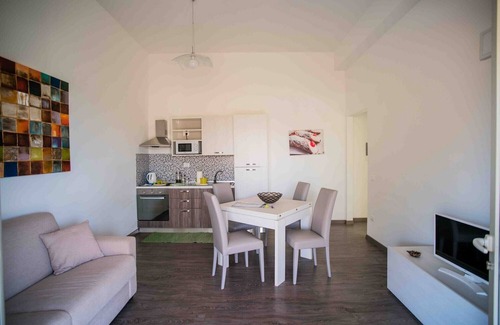 Montevago Villa | Modern Property with Private Pool, Garden, Wi-Fi, Terrace, Barbecue, Air Condit.