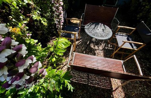 Shoreham-by-Sea House | Modern Seaside Townhouse feat Sauna near Brighton