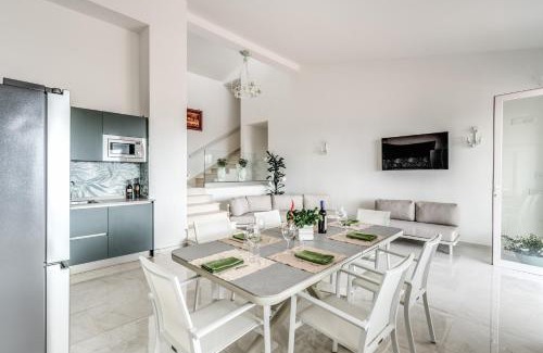 Sant'Agata sui Due Golfi Villa | Modern Sorrento Coast Villa with Private Pool & Terrace