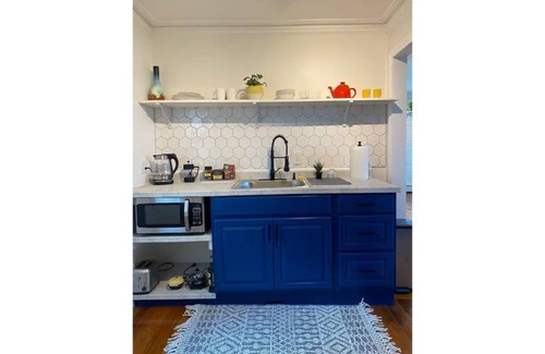 Providence Apartment | Modern space off of DePasquale SQ in Little Italy