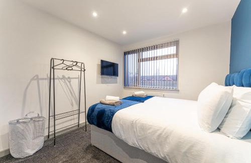 Wyken House | Modern & Spacious 4 Bedroom Home in Coventry