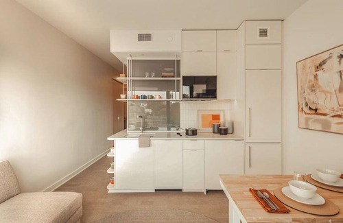 Old Fourth Ward Hotel | Modern Studio Steps from Ponce City Market | Atlanta BeltLine Adventures