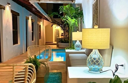 Cartagena Walled City Villa | ✯Modern & Stylish 6BD Villa✯ in Old City w/ Pool