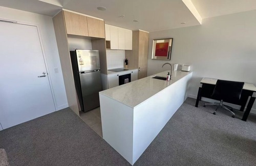 Phillip Apartment | Modern Style Comfortable 1Bedroom Apt with Parking