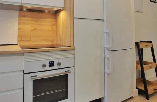 La Trinidad-San Juan y Todos los Santos Apartment | Modern & Style Mezquita