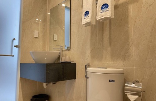 Thu Dau Mot Hotel | Modern suite with ensuite bathroom/TOP LOCATION