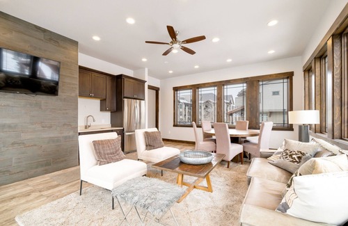 Park City House | Modern Summer Condo by InvitedHome | Pool, Hot Tub, Canyons, Drive to Old Town