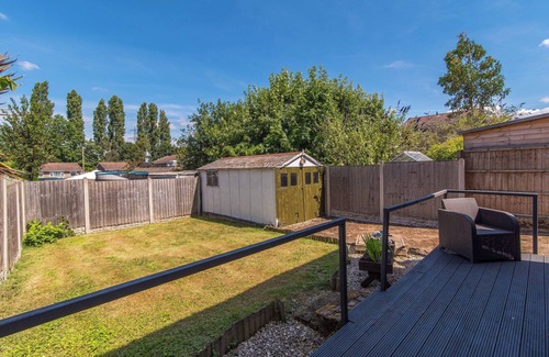 Castle Donington House | Modern three bedroom home in Castle Donington