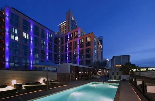 Gaslamp Quarter Hotel | Modern Unit w/Large Patio! Onsite Parking, Pool! Short Drive to San Diego Zoo!