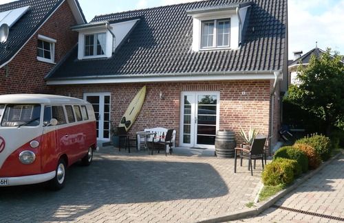 Neue Tiefe Apartment | Modern vacation home Aloha 2 with terrace and private parking on Fehmarn