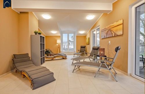 Zirchow Apartment | Modern vacation apartment on the Szczecin Lagoon with sauna & view of the countryside