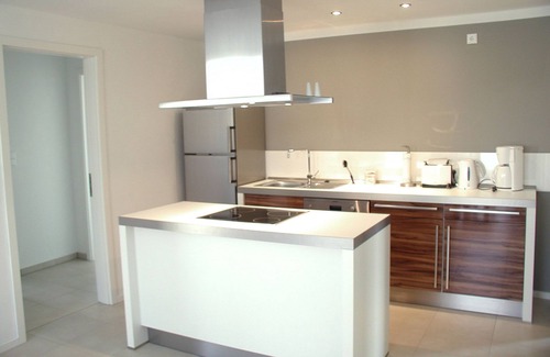 Alt Gaarz Apartment | Modern vacation apartment for families or 2 couples, 100 m. to the beach (shed IV)