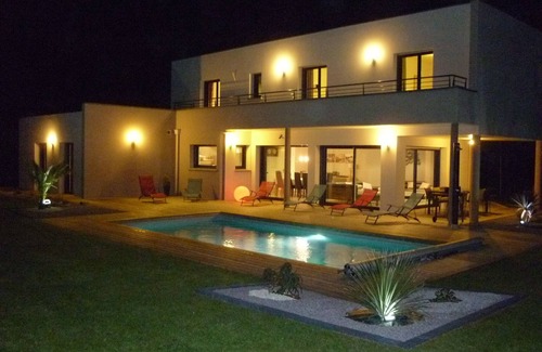 Sables-d'Or-les-Pins House | Modern villa in Les Sables d'Or with heated pool