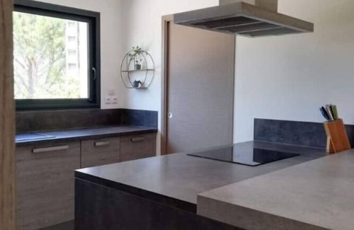 Lirac Villa | Modern villa with pool in Provence Occitane - Near Avignon