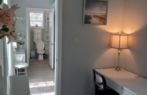 Port Matilda Condo | Modern1 bd on the creek front 15 min to State College