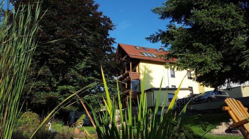 Finsterbergen Apartment | Moderne Komfortwohnung im Kurort am Rennsteig