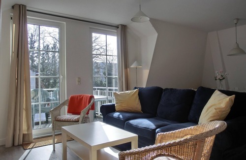 Graal Mueritz Apartment | Moderne Strandnahe 4-zimmer-ferienwohnung für bis 6 Pers. mit Balkon