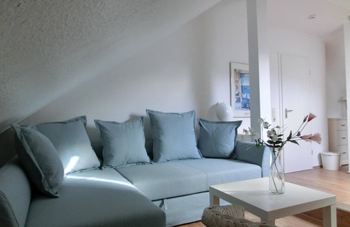 Graal Mueritz Apartment | Moderne Strandnahe 4-zimmer-ferienwohnung für bis 6 Pers. mit Balkon