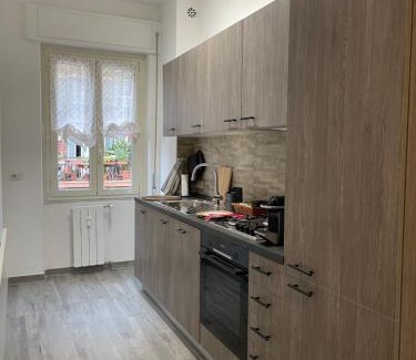 Quartiere XXVIII Monte Sacro Alto Apartment | Moderno 85mq con 2 bagni e posto auto nel cortile interno