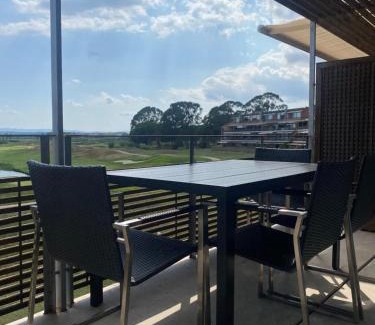 Torroella de Montgri Apartment | Moderno apartamento en Empordà Golf