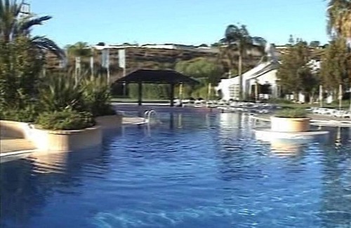 Alpouvar Apartment | ModGround Floor 2 Twin Bedroom Apartment ,2 bathrooms,south facing,Private Patio