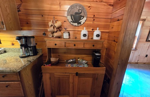 Nisbet House | Mohawk Mountain Lodge