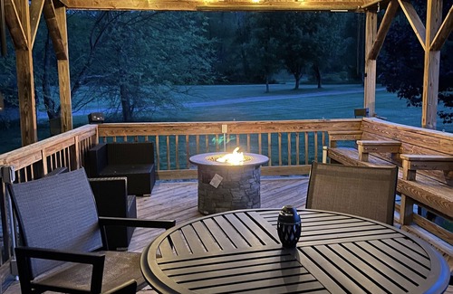 Glenmont Cottage | Mohican riverfront property on Wally Road.