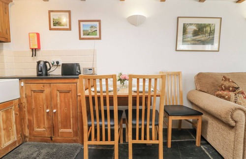 Henwood Cottage | MOLE COTTAGE, pet friendly, character holiday cottage in Upton Cross