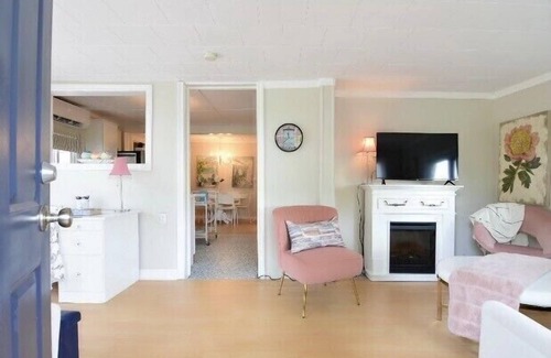 Colchester Cottage | Molly’s Place