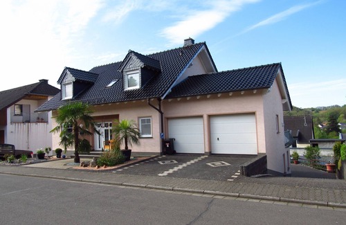 Bausendorf Condo | Mona`s 4* vacation apartment (DTV) - beautiful vacation between Mosel and Vulkaneifel