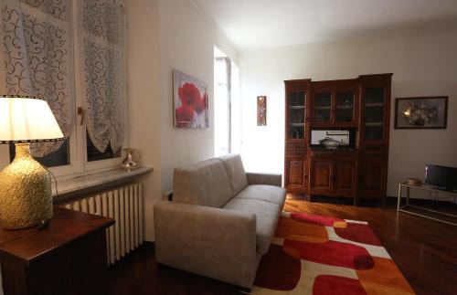 Monforte d'Alba Apartment | monforte view apartment