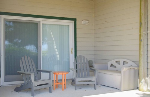 Corolla Condo | Monkey Business: Ground Floor Condo, Close to Community Pool