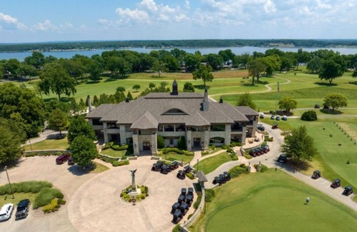 Afton Condo | Monkey Island 3 BD 3 BA Condo next to Shangri-la Resort - Memorial Day Weekend!