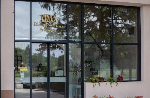 Inija Hotel | Monogramlux