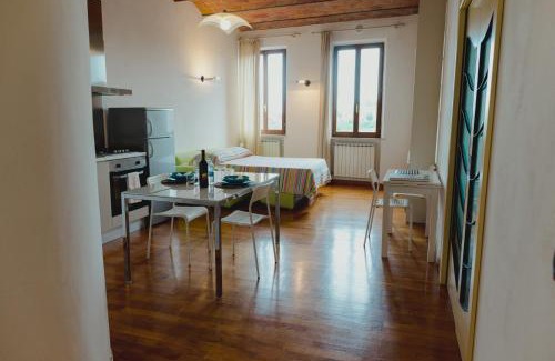 Siena Historical Center Apartment | Monolocale panoramico San Martino 12