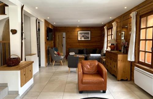 Forville Ski Chalet | Mont Milo, Spacieux, 5ch, Sauna, Billard, Babyfoot, Borne de recharge électrique
