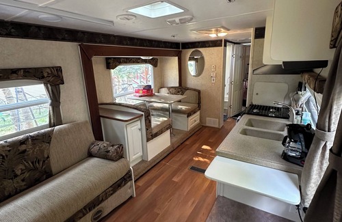 Babb House | Montana Moon Camper #1 on the Lake