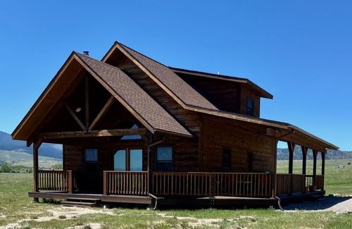 McAllister House | Montana Prairie Cabin