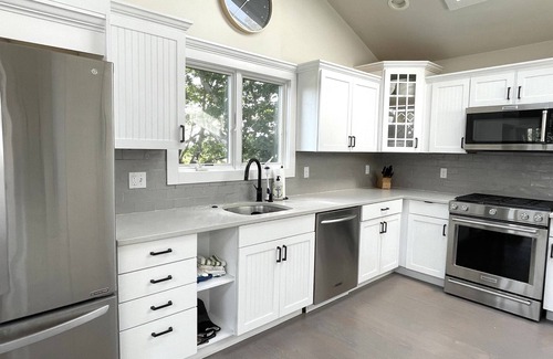 Montauk House | Montauk home w/salt water pool, fire pit, 5 mins to the ocean & 5 mins to town