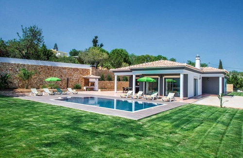 Albufeira Villa | Monte dos Avós - Spacious villa located in a quiet place with private pool